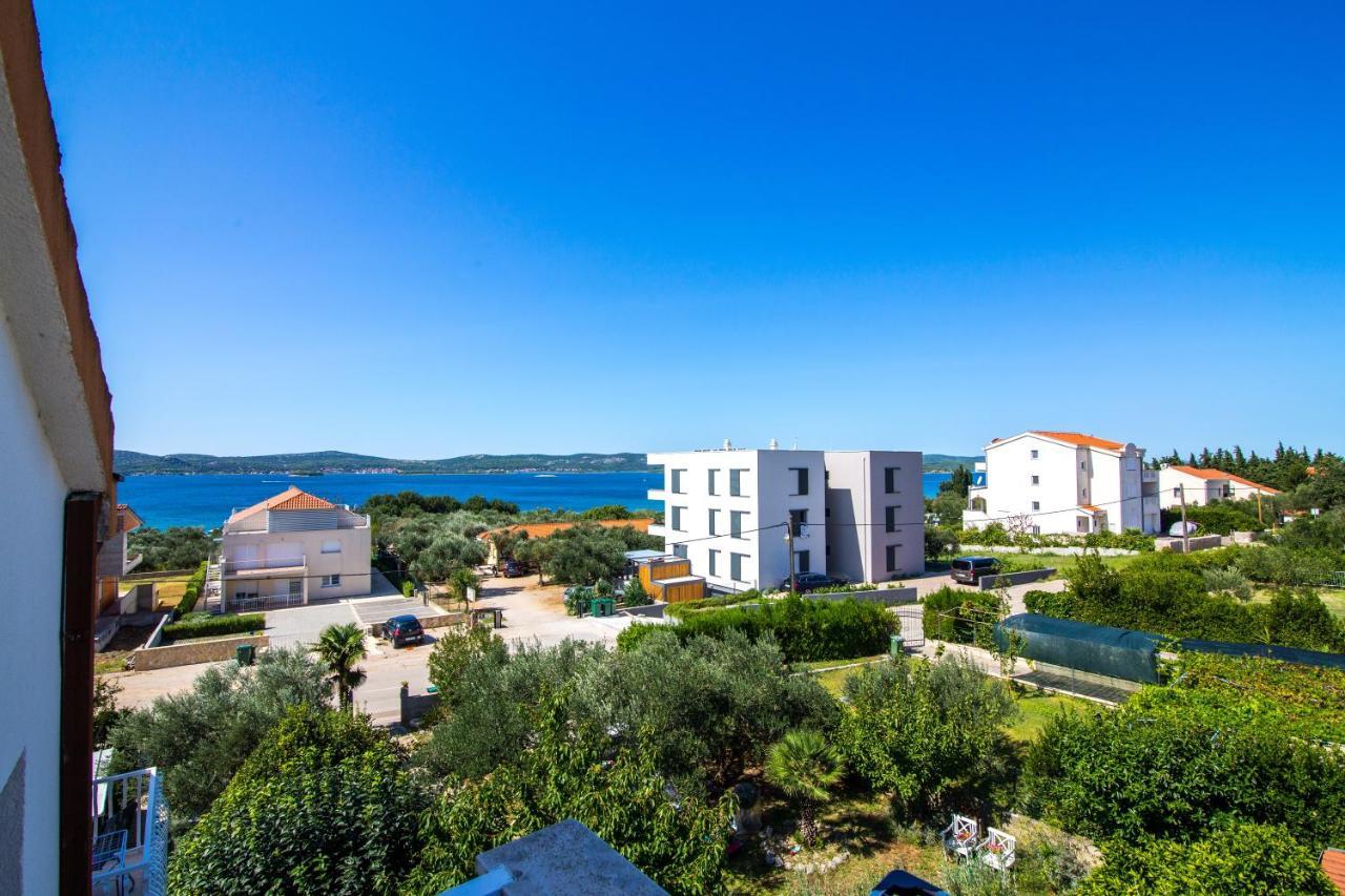 Pansion Adria Hotel Sveti Filip i Jakov Exterior photo