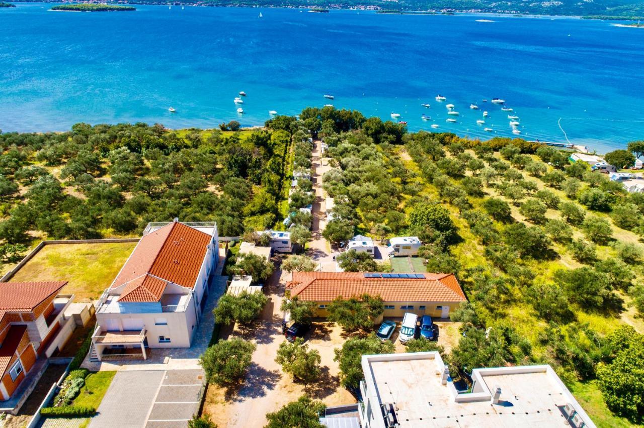 Pansion Adria Hotel Sveti Filip i Jakov Exterior photo